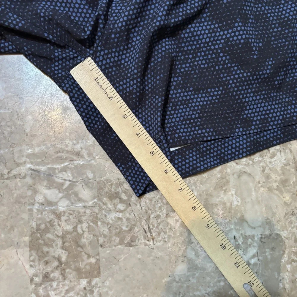Municipal Shorts Mens Medium Blue 4 AM Training Club 6